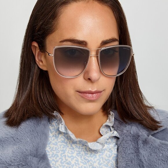 Tom Ford Accessories - 🕶️ New Tom Ford Tina FT0759 28B Sunglasses - Gold Frame, Smoke Lenses